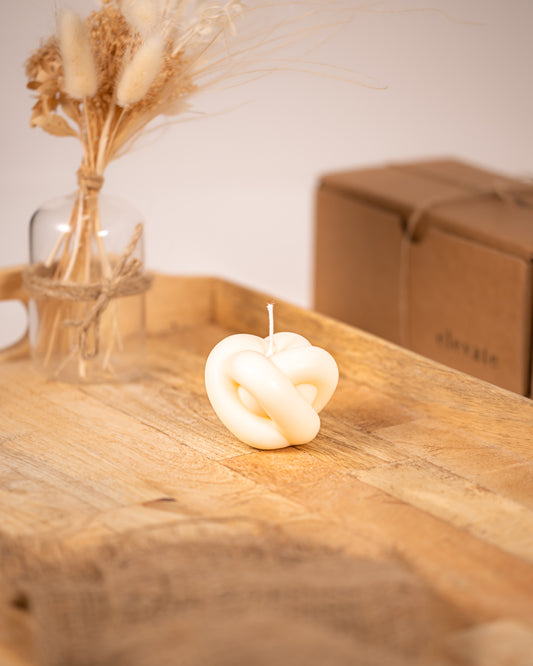 Knot Candle